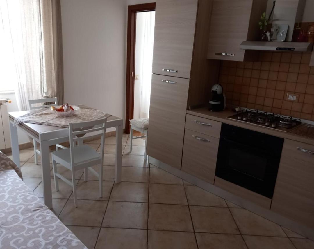 B&B A Casa Di Antonella Scauri  Eksteriør bilde
