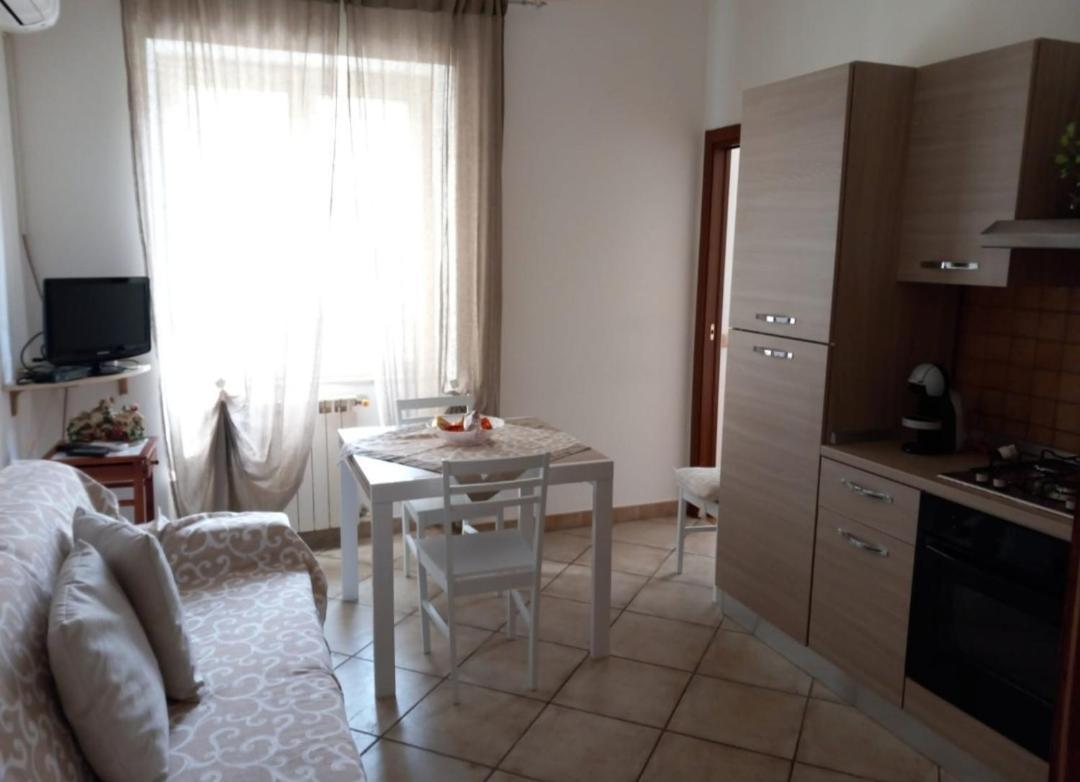 B&B A Casa Di Antonella Scauri  Eksteriør bilde